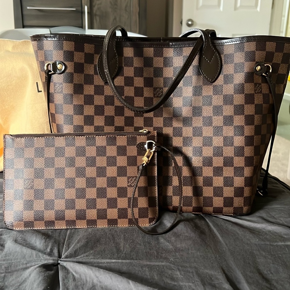 Louis Vuitton Neverfull mm Damier Ebene